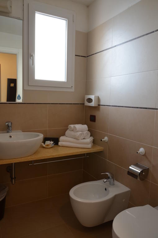 Hotel Mirage Μιλάνο Μαριτίμα Εξωτερικό φωτογραφία