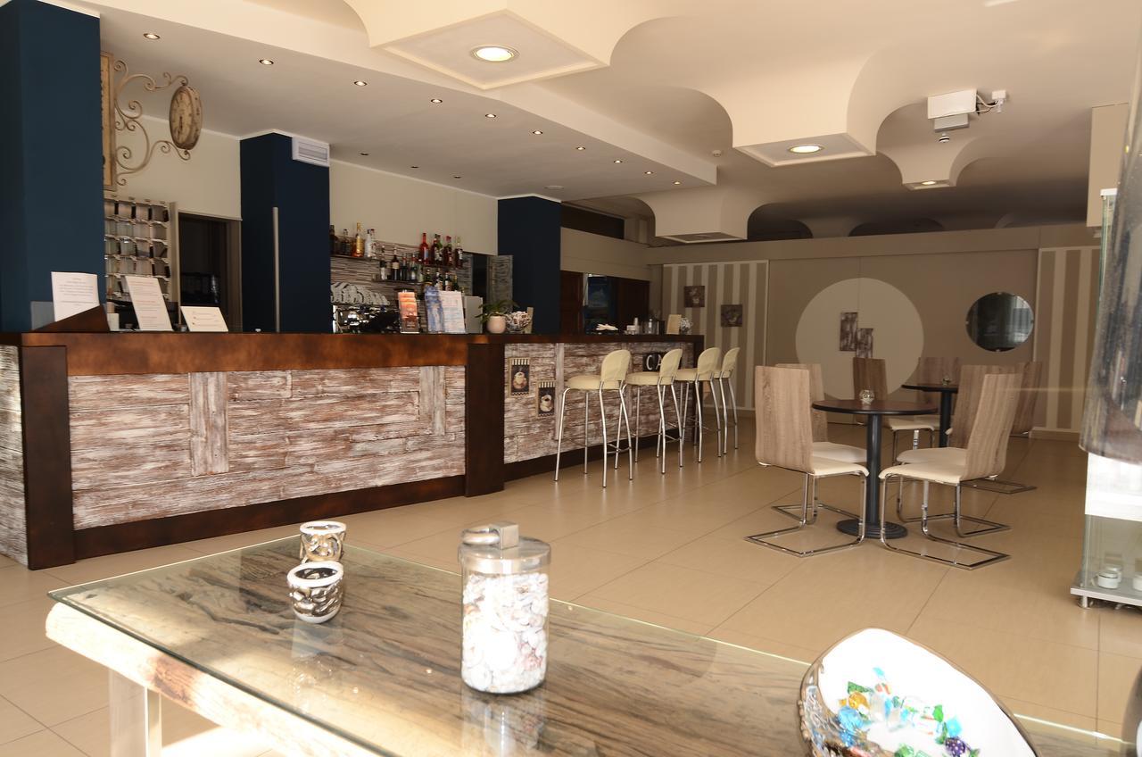 Hotel Mirage Μιλάνο Μαριτίμα Εξωτερικό φωτογραφία
